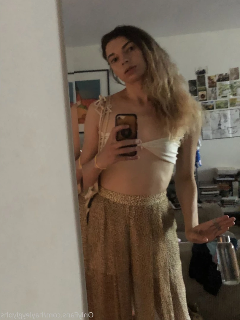 hayley [ chippiechipsbimbo ] Onlyfans leaked photo 16262647 on Hotleaks.tv