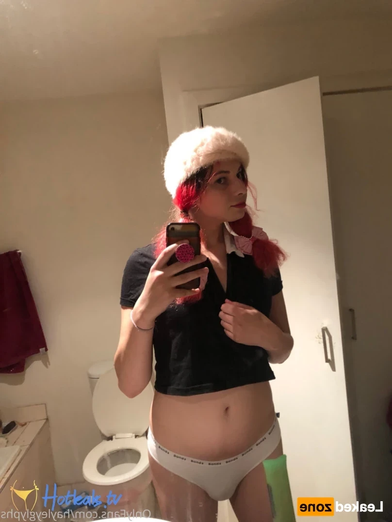 hayley [ chippiechipsbimbo ] Onlyfans leaked photo 16263250 on Hotleaks.tv