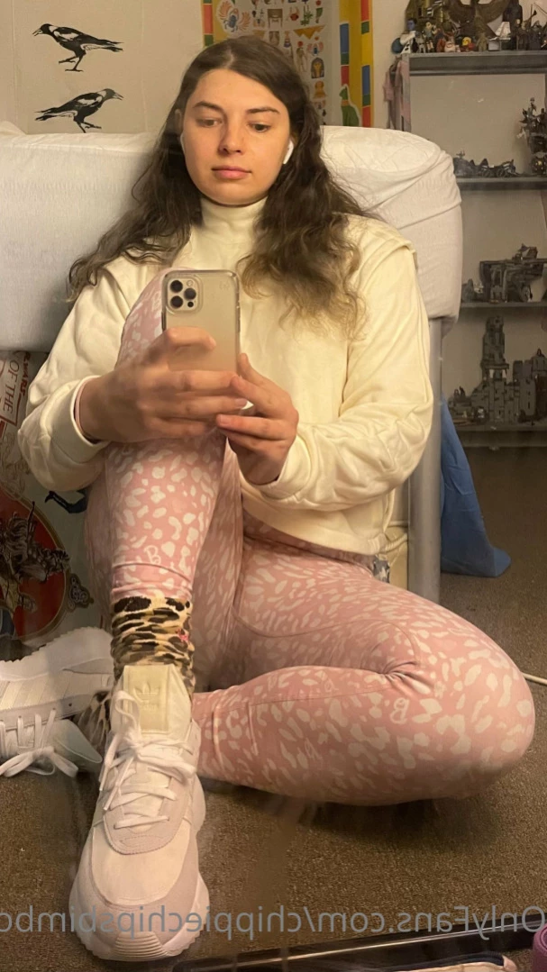 hayley [ chippiechipsbimbo ] Onlyfans leaked photo 16264717 on Hotleaks.tv