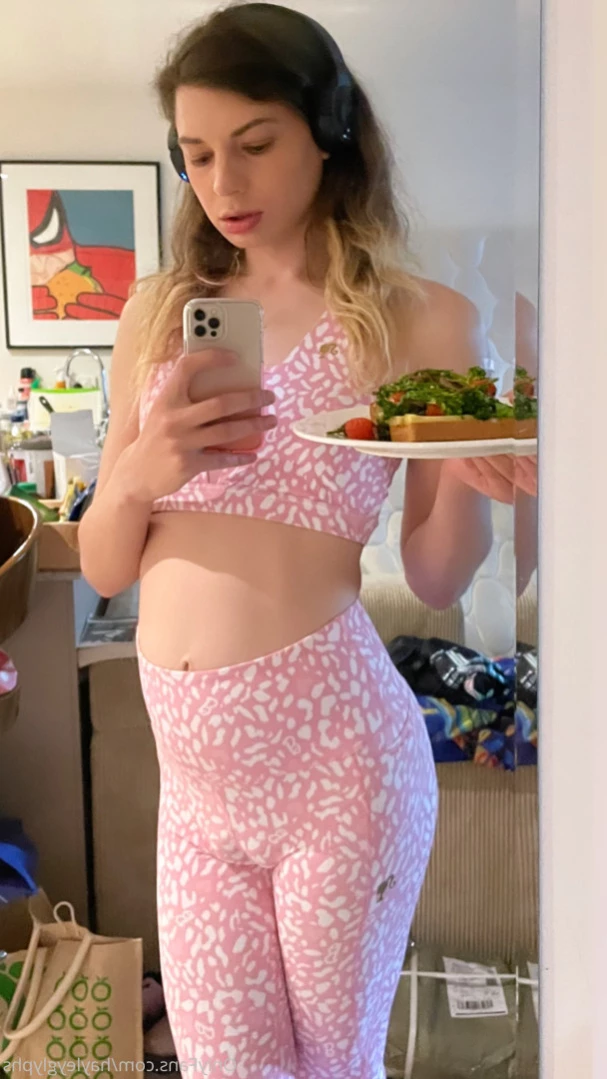 hayley [ chippiechipsbimbo ] Onlyfans leaked photo 16265159 on Hotleaks.tv