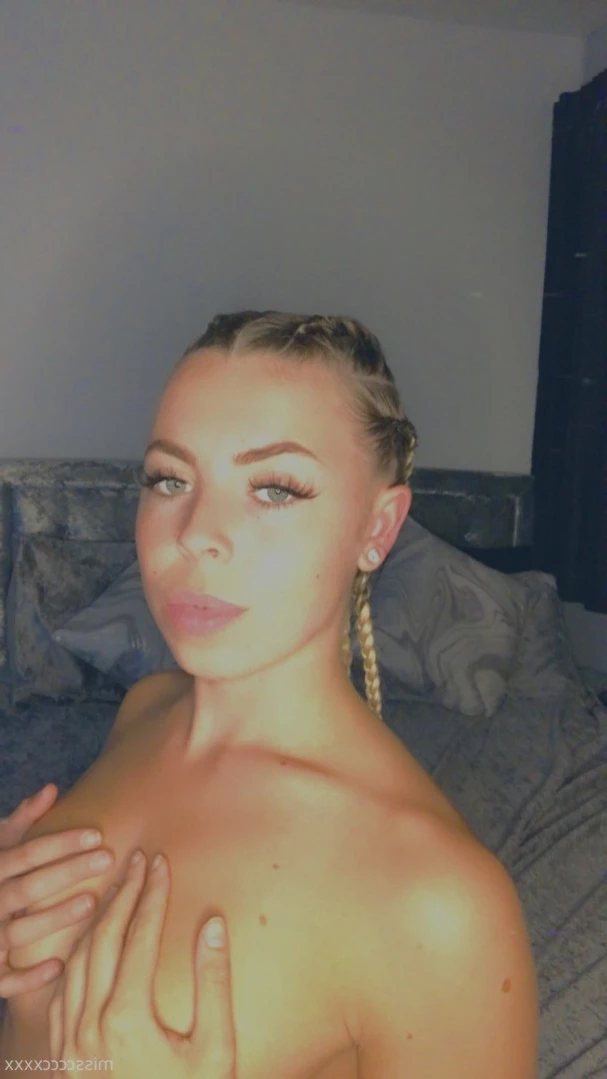 Cloe 👸🏼 🦶🏽 [ cloegrey ] Onlyfans leaked photo 12044610 on Hotleaks.tv