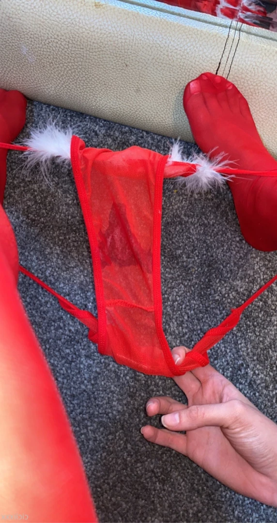 Cloe 👸🏼 🦶🏽 [ cloegrey ] Onlyfans leaked photo 12045540 on Hotleaks.tv