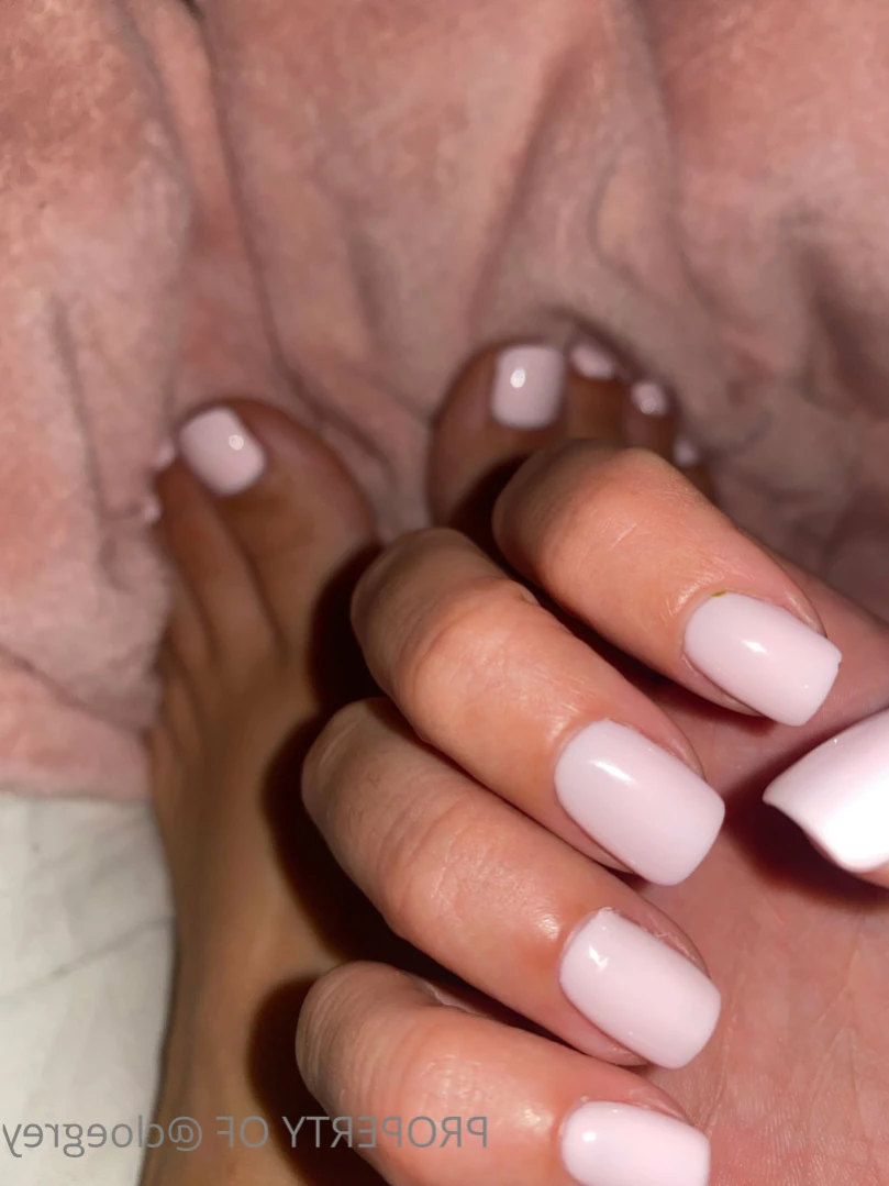 Cloe 👸🏼 🦶🏽 [ cloegrey ] Onlyfans leaked photo 12053732 on Hotleaks.tv