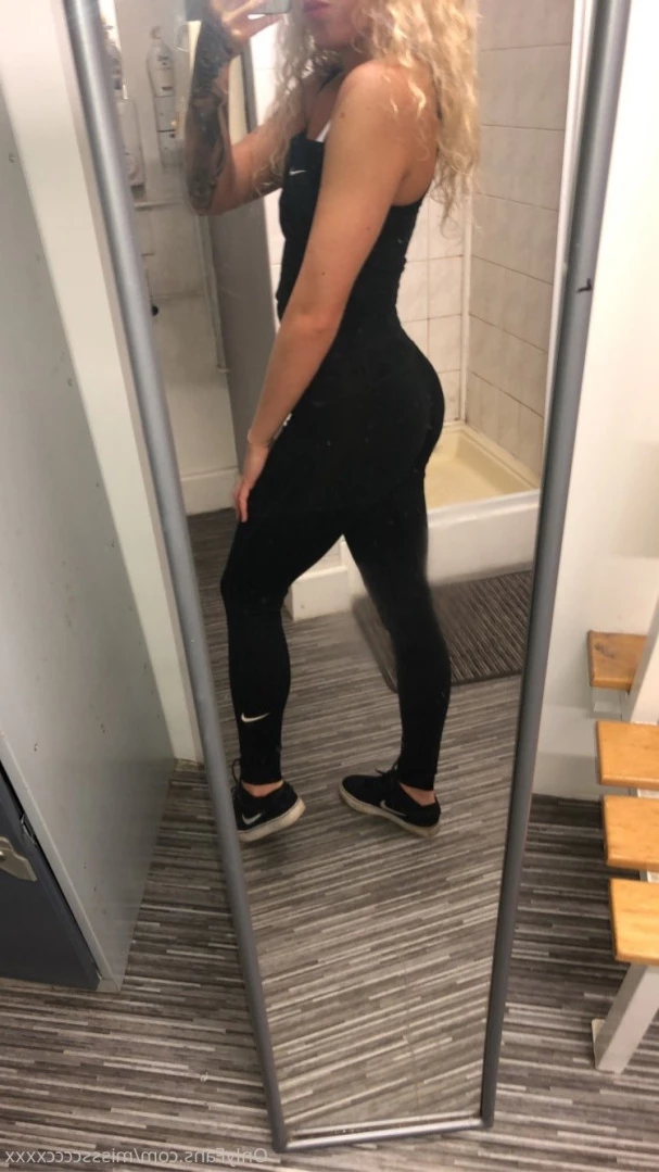 Cloe 👸🏼 🦶🏽 [ cloegrey ] Onlyfans leaked photo 12053847 on Hotleaks.tv