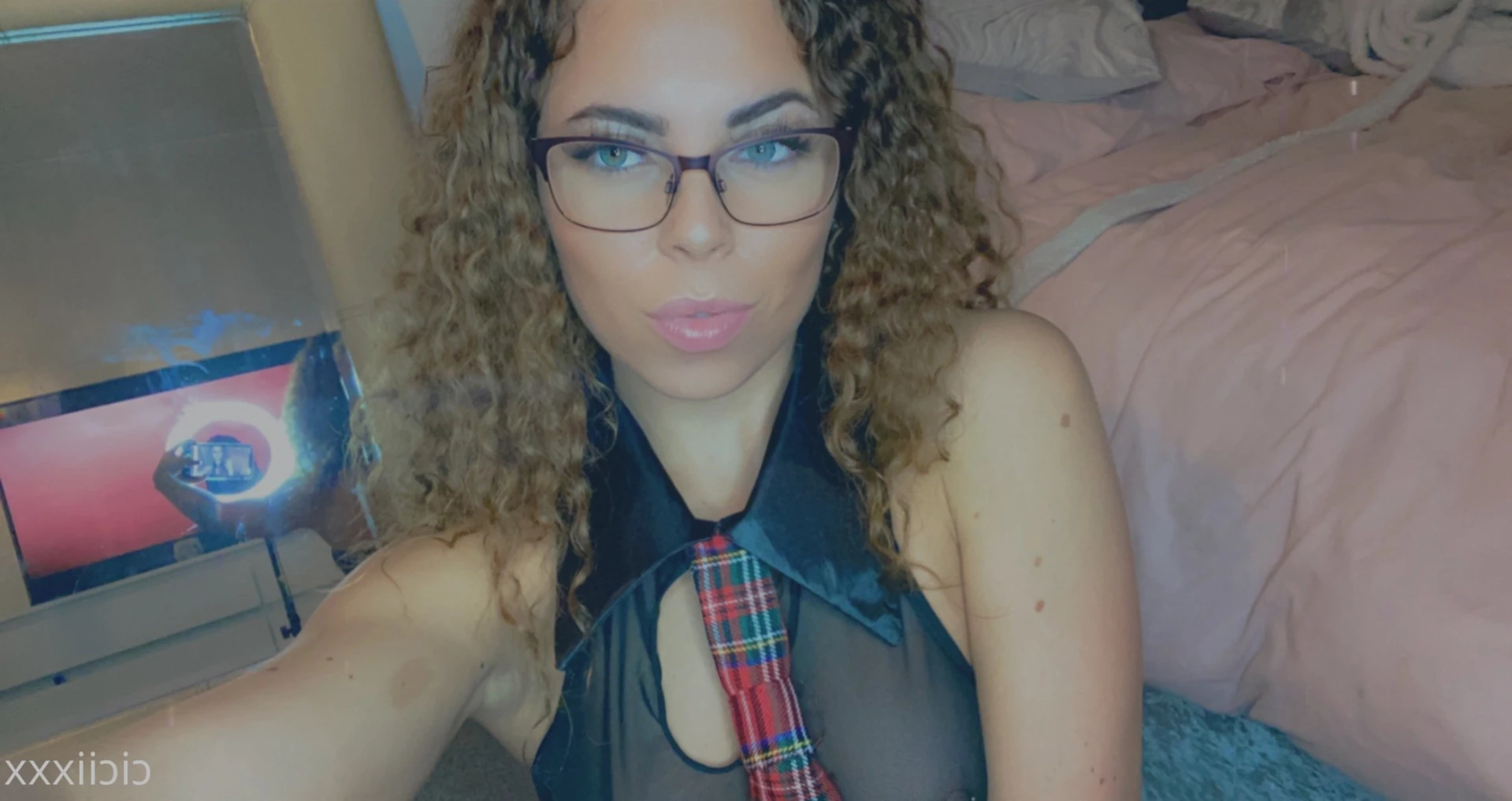 Cloe 👸🏼 🦶🏽 [ cloegrey ] Onlyfans leaked photo 12056994 on Hotleaks.tv