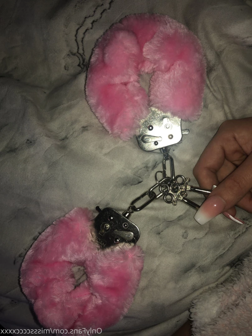 Cloe 👸🏼 🦶🏽 [ cloegrey ] Onlyfans leaked photo 12057902 on Hotleaks.tv
