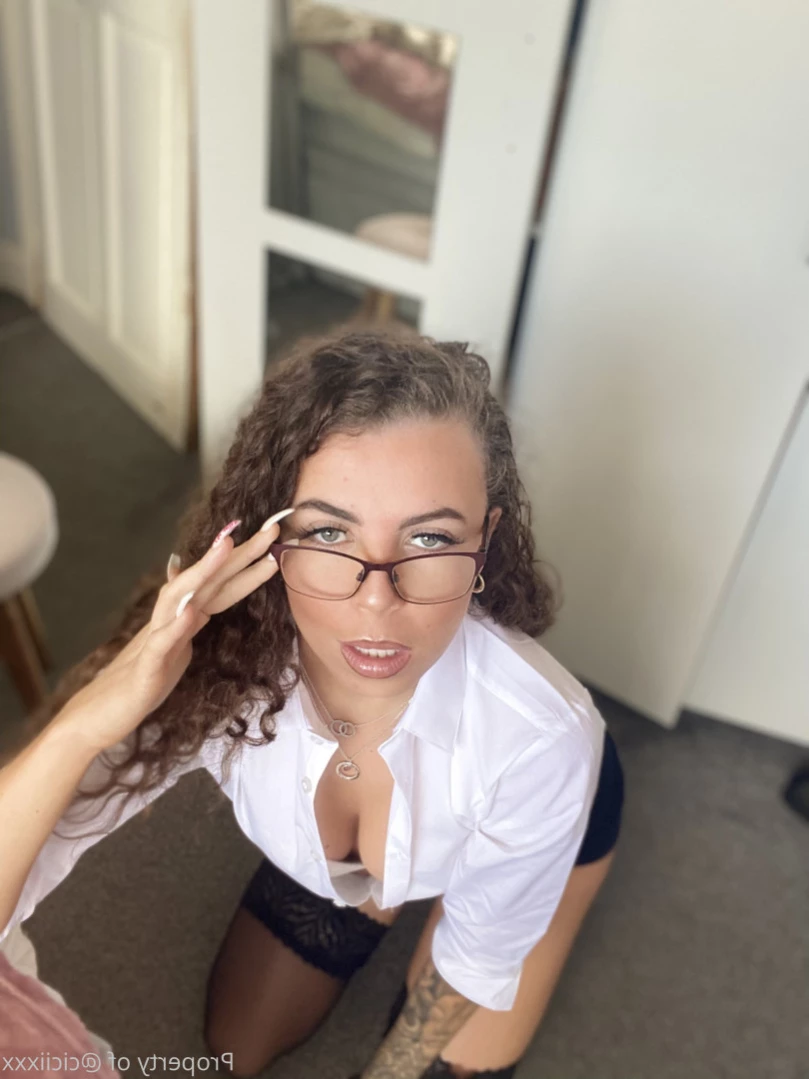 Cloe 👸🏼 🦶🏽 [ cloegrey ] Onlyfans leaked photo 12058631 on Hotleaks.tv