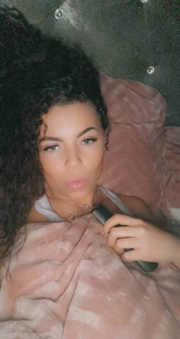 Cloe 👸🏼 🦶🏽 [ cloegrey ] Onlyfans leaked photo 12720485 on Hotleaks.tv