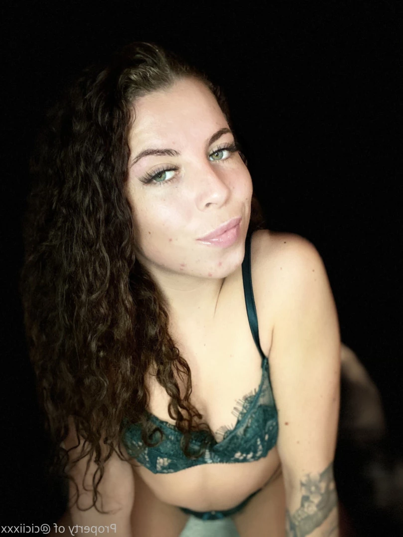 Cloe 👸🏼 🦶🏽 [ cloegrey ] Onlyfans leaked photo 13075628 on Hotleaks.tv