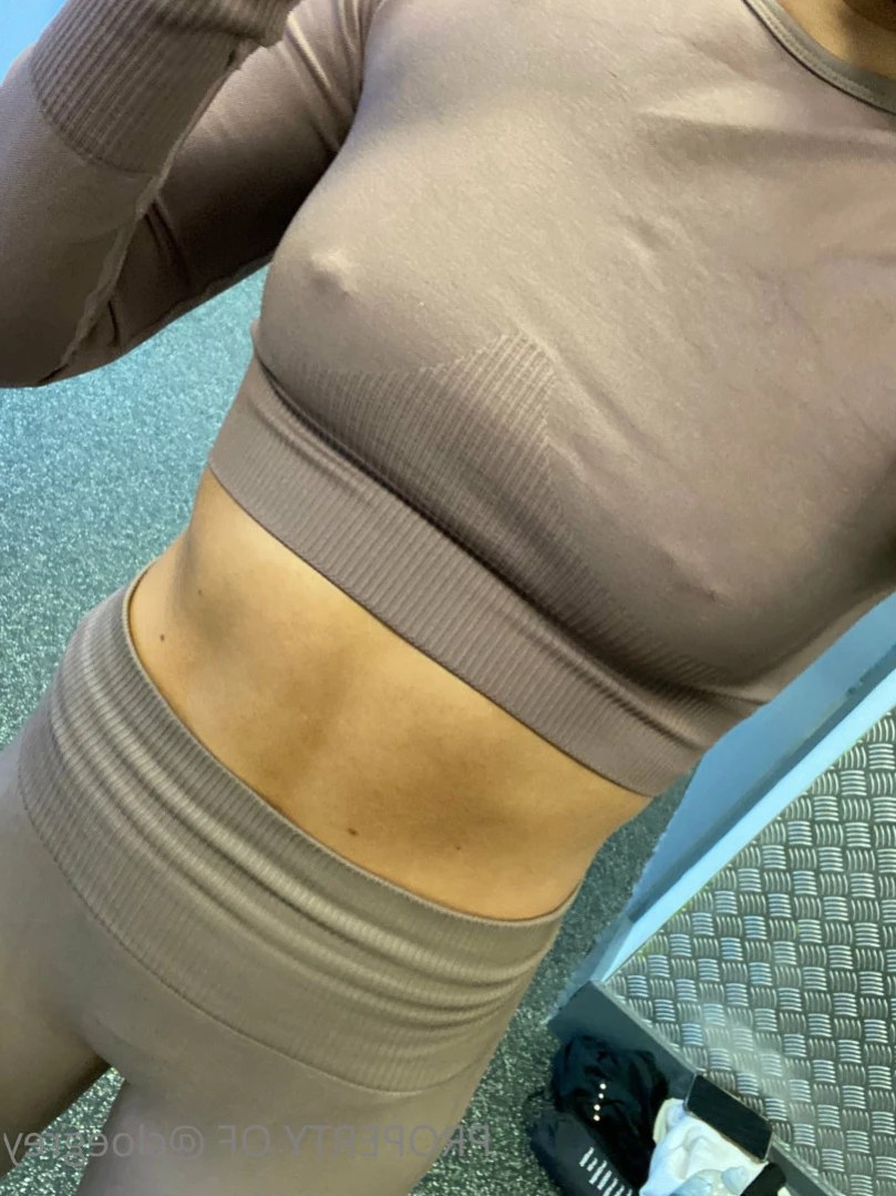 Cloe 👸🏼 🦶🏽 [ cloegrey ] Onlyfans leaked photo 13667972 on Hotleaks.tv