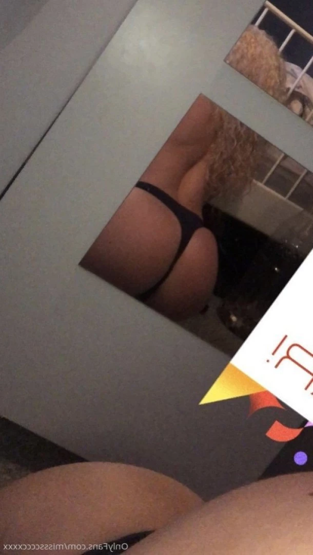 Cloe 👸🏼 🦶🏽 [ cloegrey ] Onlyfans leaked photo 13668648 on Hotleaks.tv