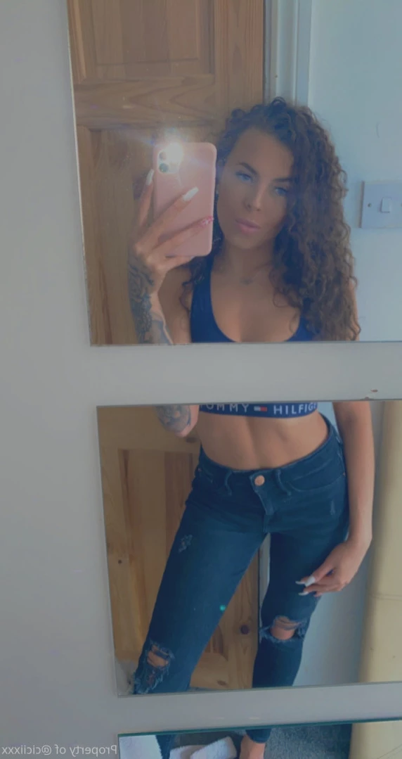 Cloe 👸🏼 🦶🏽 [ cloegrey ] Onlyfans leaked photo 14579018 on Hotleaks.tv