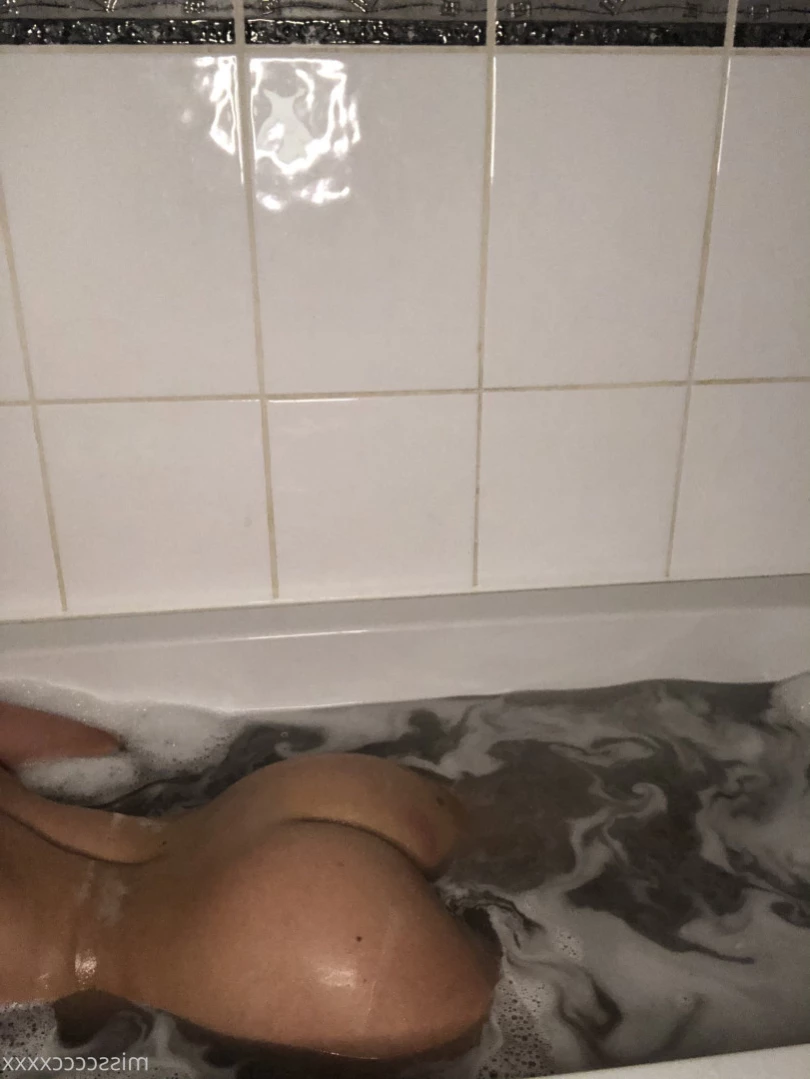 Cloe 👸🏼 🦶🏽 [ cloegrey ] Onlyfans leaked photo 14955783 on Hotleaks.tv