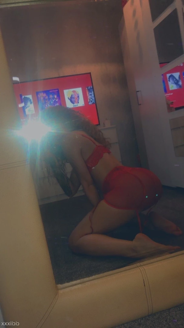 Cloe 👸🏼 🦶🏽 [ cloegrey ] Onlyfans leaked photo 15395715 on Hotleaks.tv