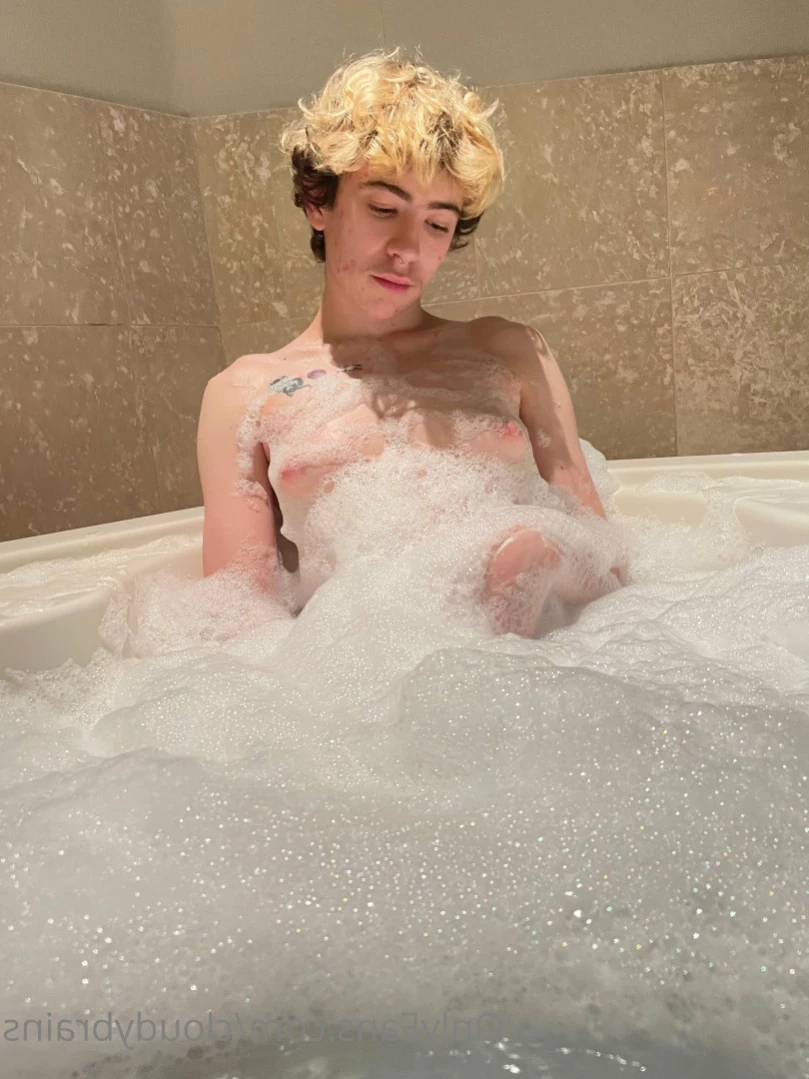 cloudy [ cloudybrains ] Onlyfans leaked photo 12051122 on Hotleaks.tv