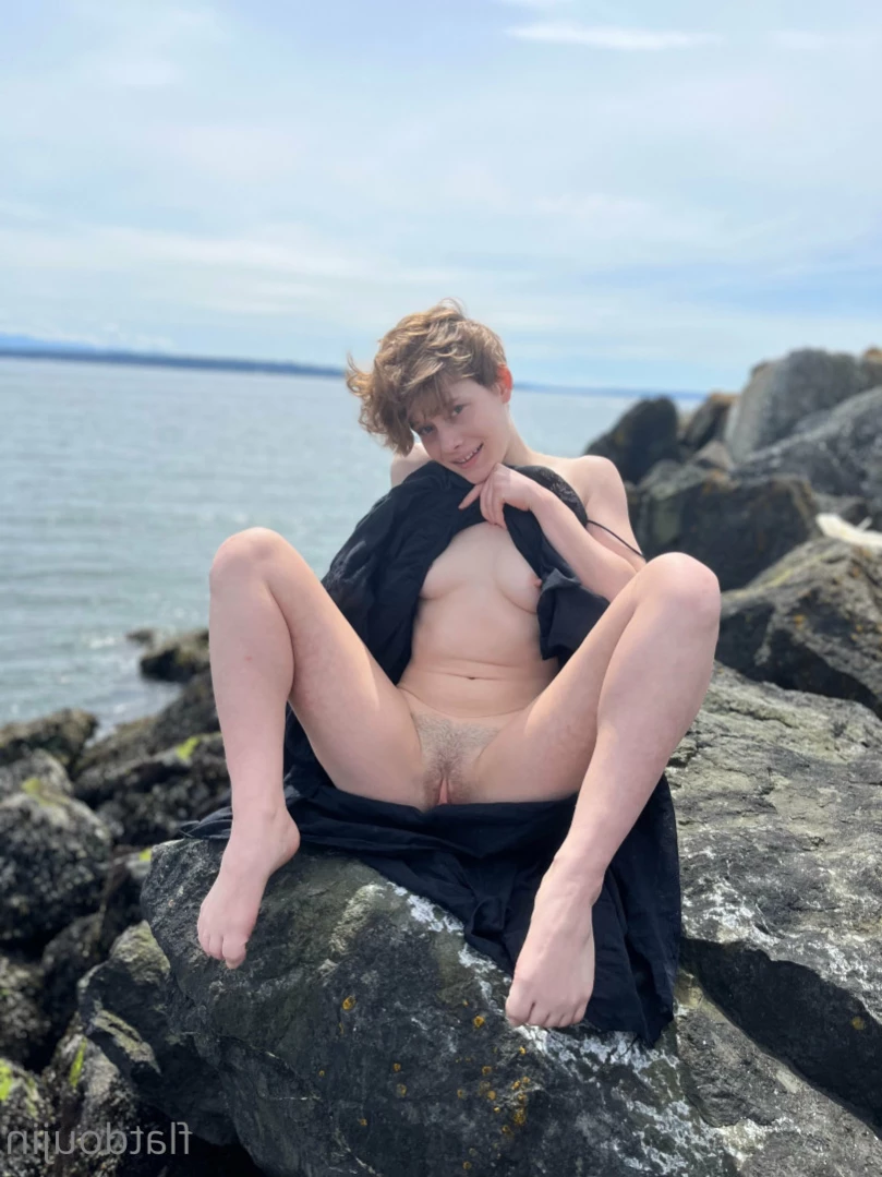 this is a comfy zone [ comfy_fans ] Onlyfans leaked photo 11839765 on Hotleaks.tv
