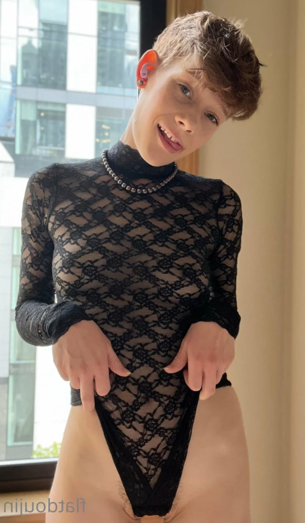 this is a comfy zone [ comfy_fans ] Onlyfans leaked photo 11840045 on Hotleaks.tv