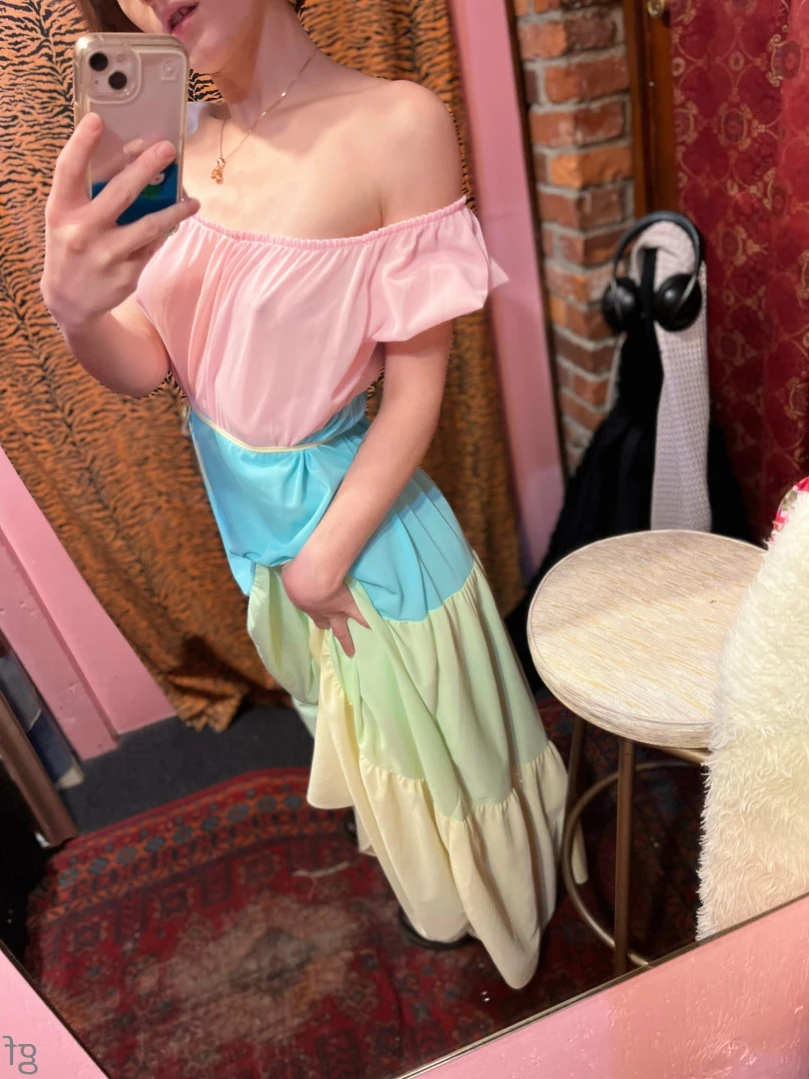 this is a comfy zone [ comfy_fans ] Onlyfans leaked photo 12004936 on Hotleaks.tv
