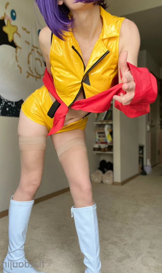 this is a comfy zone [ comfy_fans ] Onlyfans leaked photo 12469461 on Hotleaks.tv