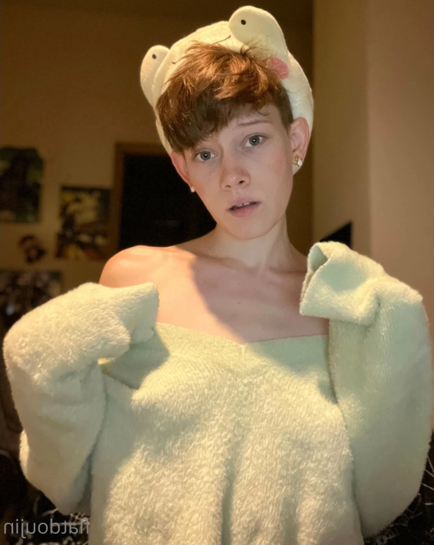this is a comfy zone [ comfy_fans ] Onlyfans leaked photo 12818396 on Hotleaks.tv