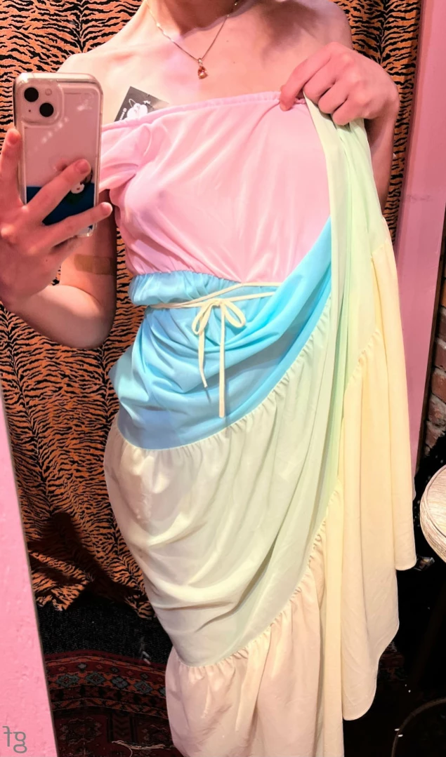 this is a comfy zone [ comfy_fans ] Onlyfans leaked photo 14287426 on Hotleaks.tv