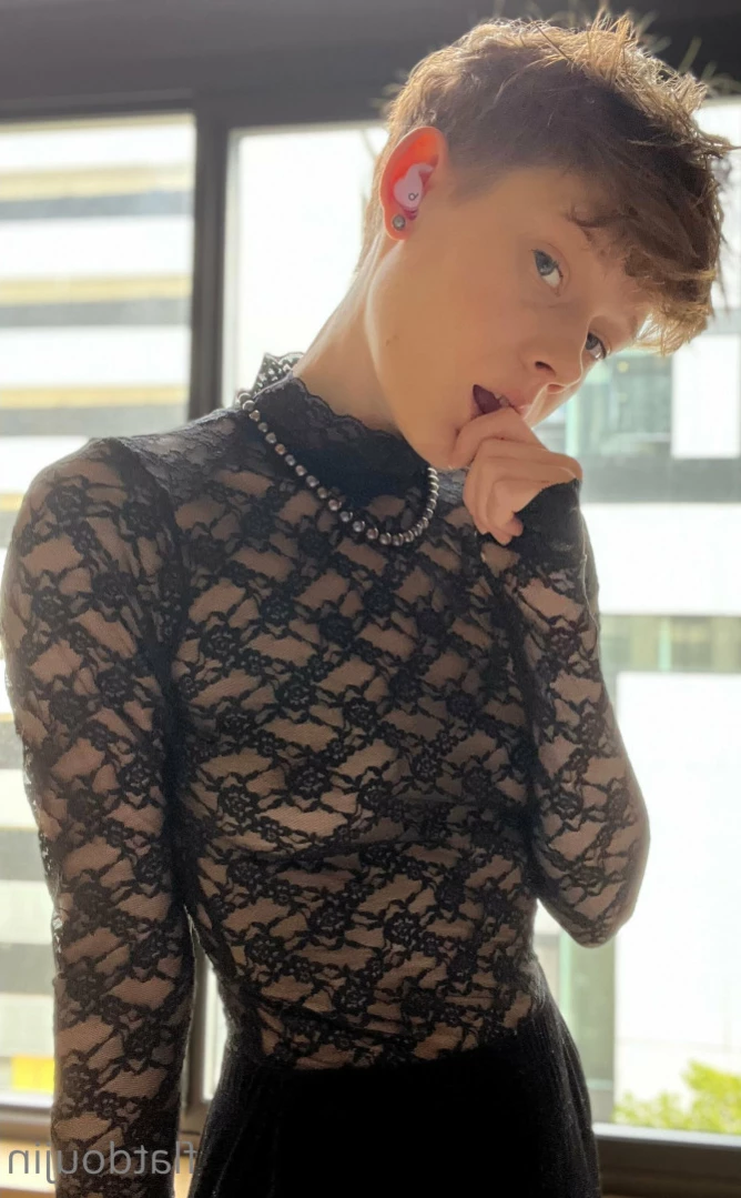 this is a comfy zone [ comfy_fans ] Onlyfans leaked photo 14318480 on Hotleaks.tv