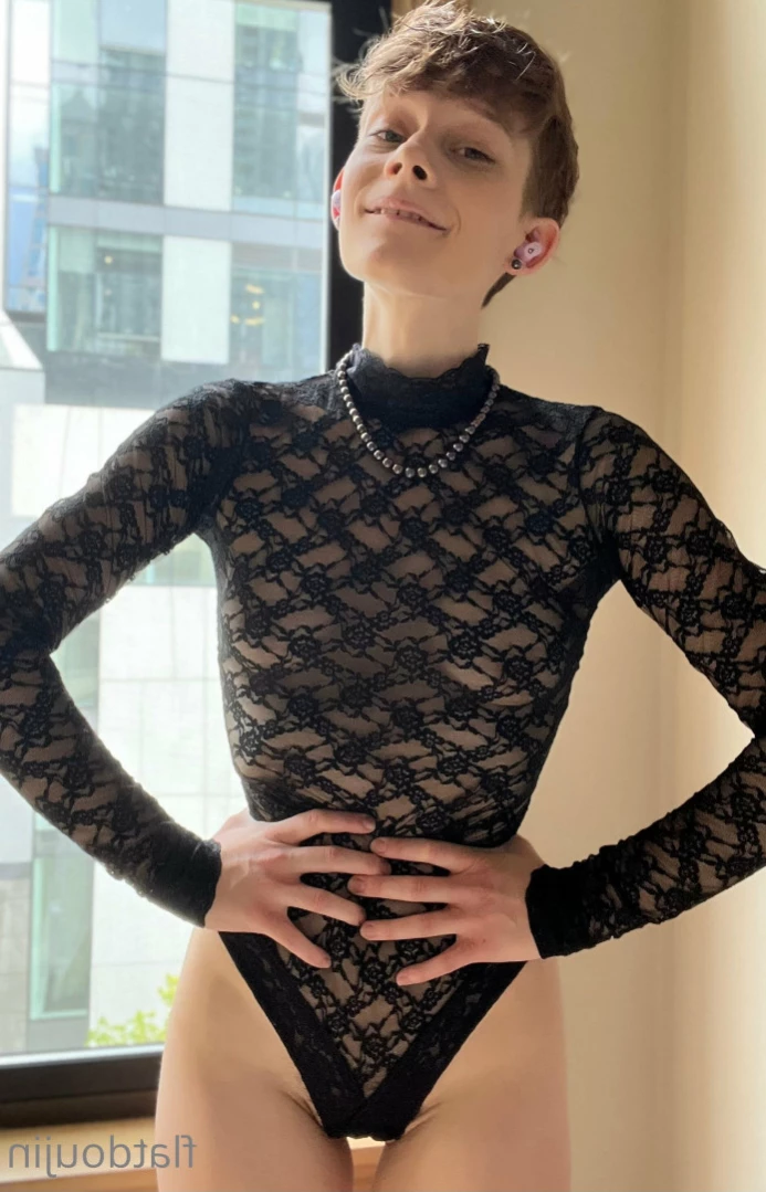this is a comfy zone [ comfy_fans ] Onlyfans leaked photo 14417123 on Hotleaks.tv
