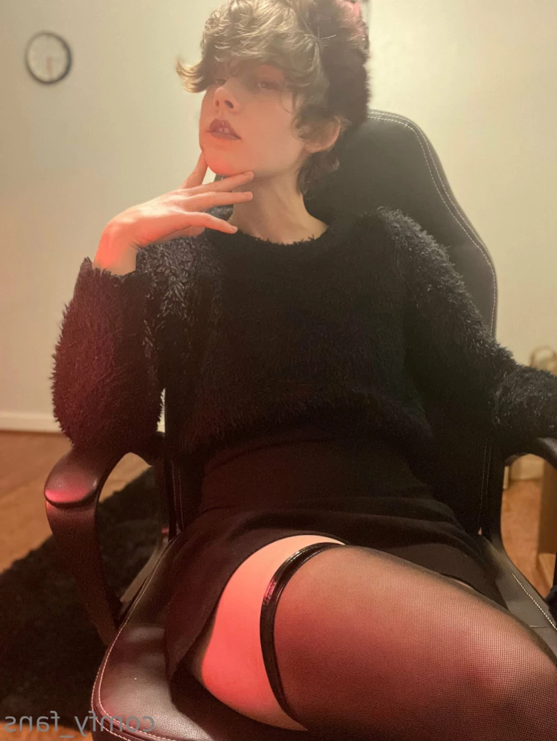 this is a comfy zone [ comfy_fans ] Onlyfans leaked photo 14879009 on Hotleaks.tv