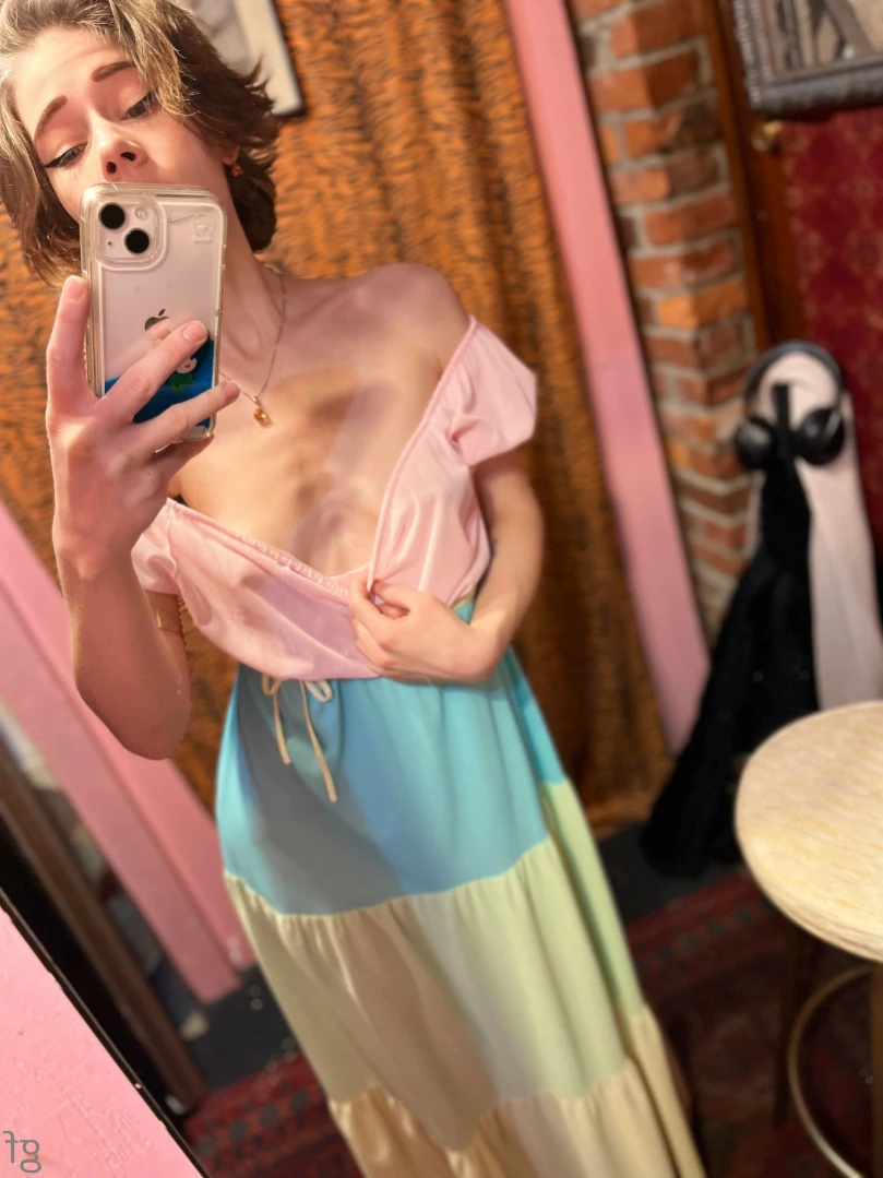 this is a comfy zone [ comfy_fans ] Onlyfans leaked photo 15285794 on Hotleaks.tv