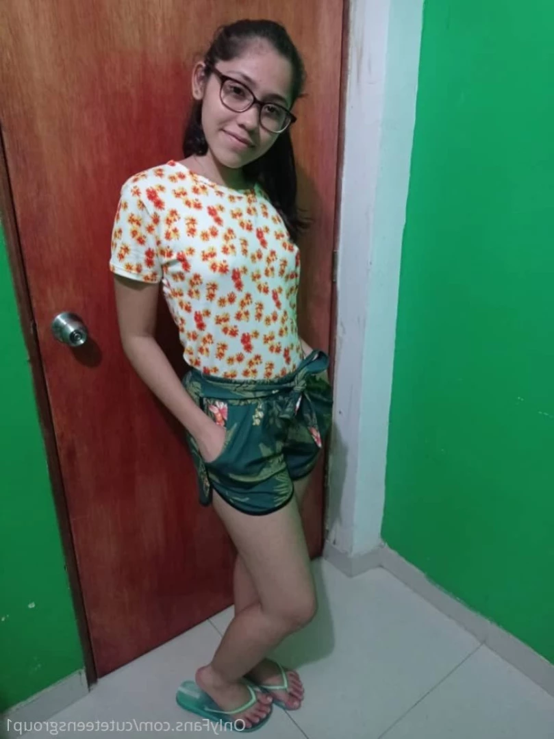 Cute teens [ cuteteensgroup1 ] Onlyfans leaked photo 11714353 on Hotleaks.tv