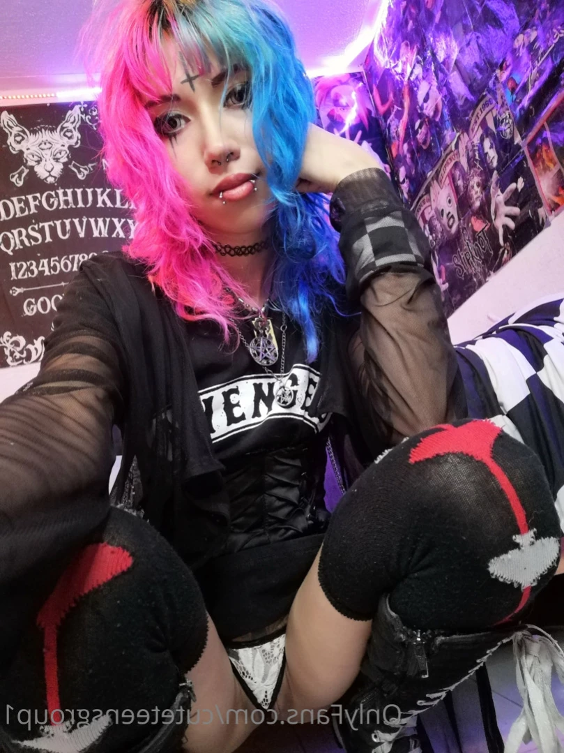 Cute teens [ cuteteensgroup1 ] Onlyfans leaked photo 11867428 on Hotleaks.tv