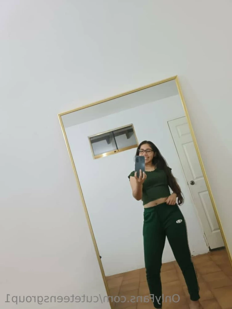 Cute teens [ cuteteensgroup1 ] Onlyfans leaked photo 11882573 on Hotleaks.tv