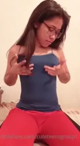 Cute teens [ cuteteensgroup1 ] Onlyfans leaked video 14996572 on Hotleaks.tv