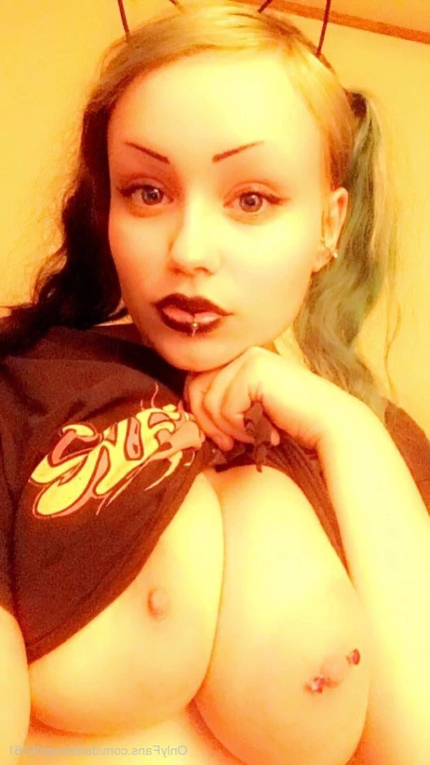 MandyBeelzebub [ daddiesgirl6681 ] Onlyfans leaked photo 12003819 on Hotleaks.tv