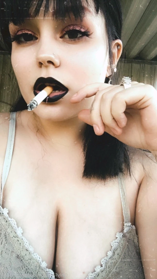 MandyBeelzebub [ daddiesgirl6681 ] Onlyfans leaked photo 12004148 on Hotleaks.tv