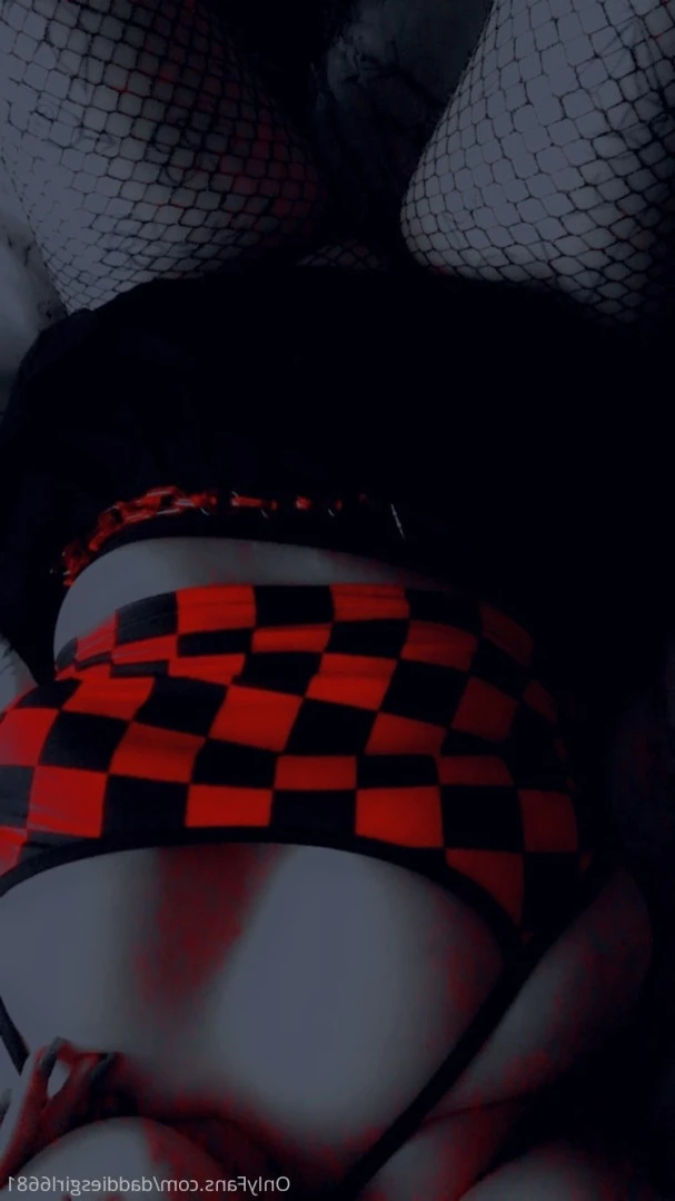 MandyBeelzebub [ daddiesgirl6681 ] Onlyfans leaked photo 12004768 on Hotleaks.tv