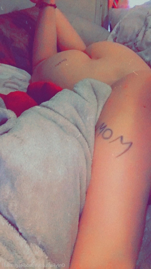 MandyBeelzebub [ daddiesgirl6681 ] Onlyfans leaked photo 13735542 on Hotleaks.tv