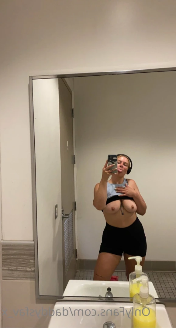 princess [ nakedgirloninternet ] Onlyfans leaked photo 11999689 on Hotleaks.tv