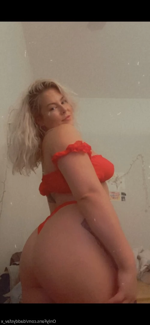 princess [ nakedgirloninternet ] Onlyfans leaked photo 14283425 on Hotleaks.tv