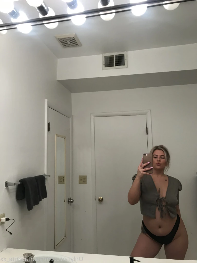 princess [ nakedgirloninternet ] Onlyfans leaked photo 16114824 on Hotleaks.tv
