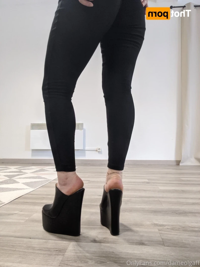 Dame Olga [ dameolgaff ] Onlyfans leaked photo 14058683 on Hotleaks.tv
