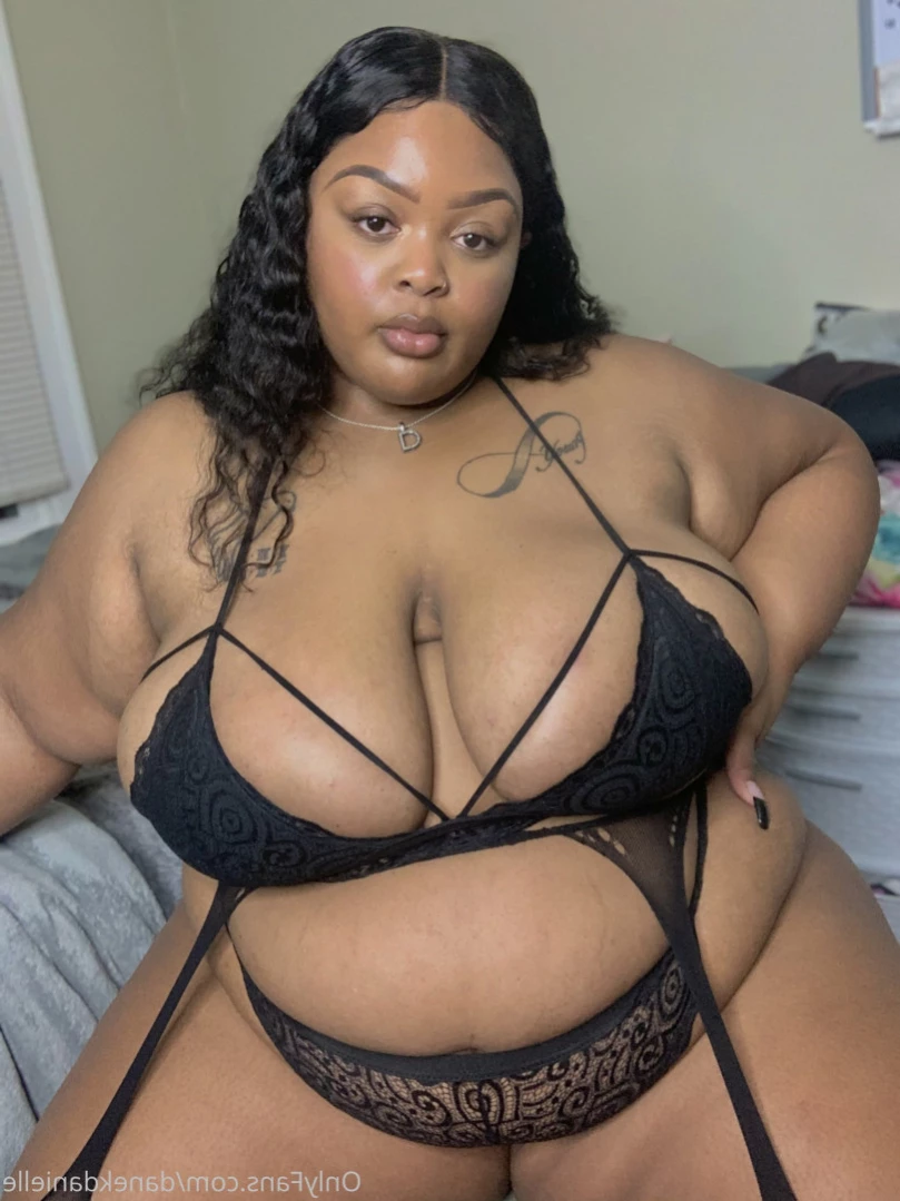 Danek ✨ [ danekdanielle ] Onlyfans leaked photo 14920184 on Hotleaks.tv