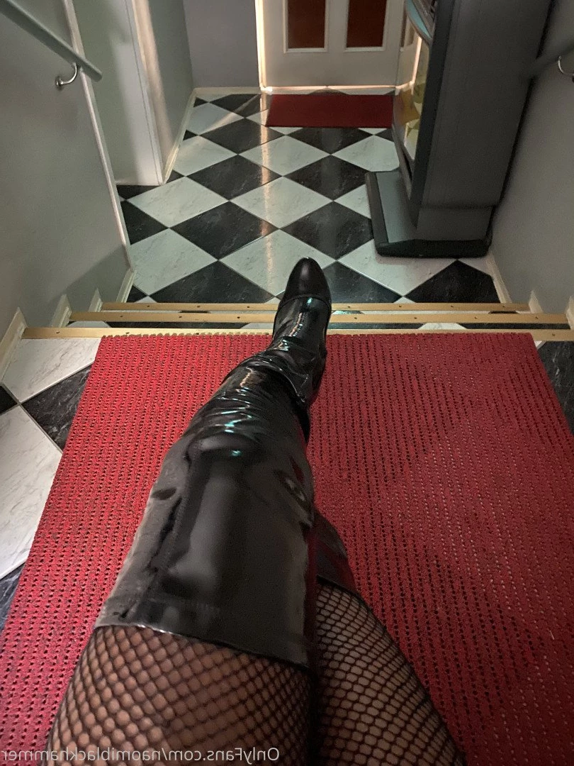 Nblackhammer [ naomiblackhammer ] Onlyfans leaked photo 873027 on Hotleaks.tv