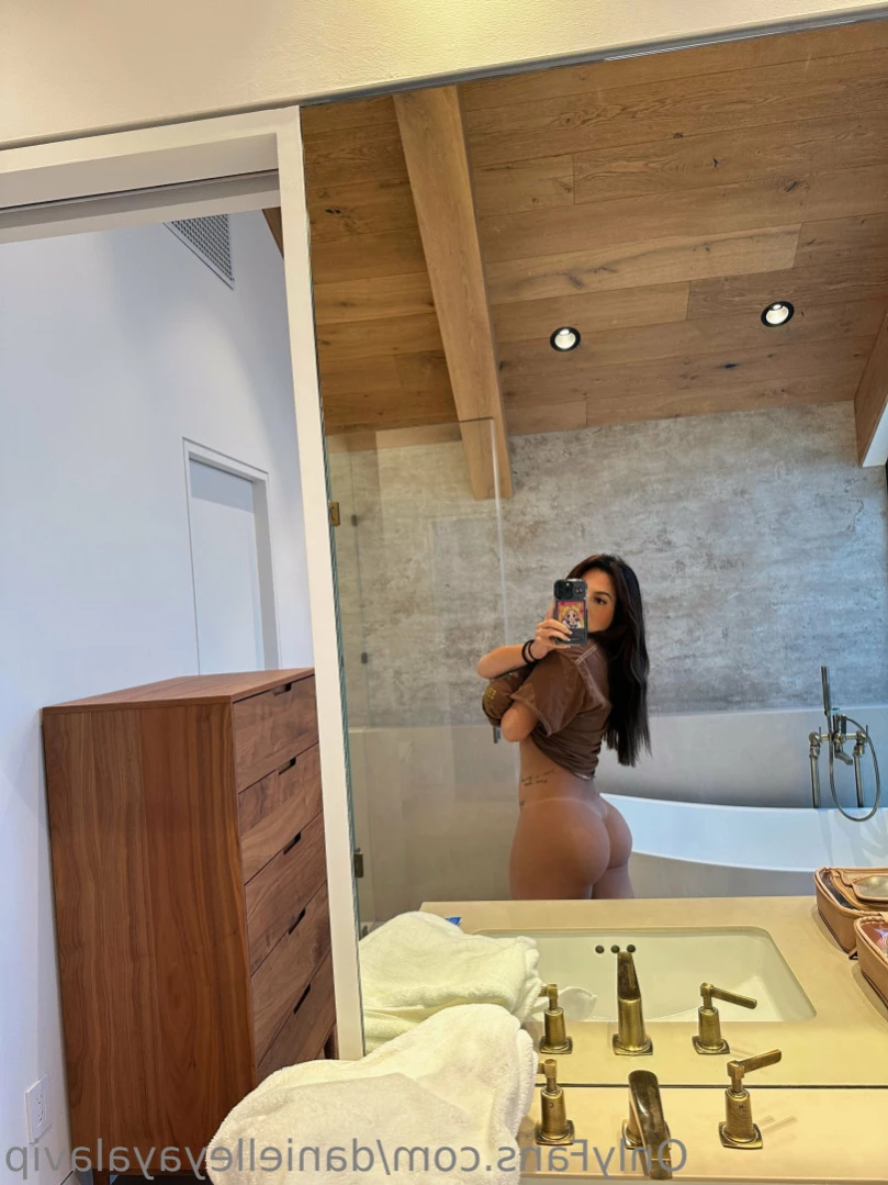 Danielley Ayala [ danielleyayalavip ] Onlyfans leaked photo 11975243 on Hotleaks.tv