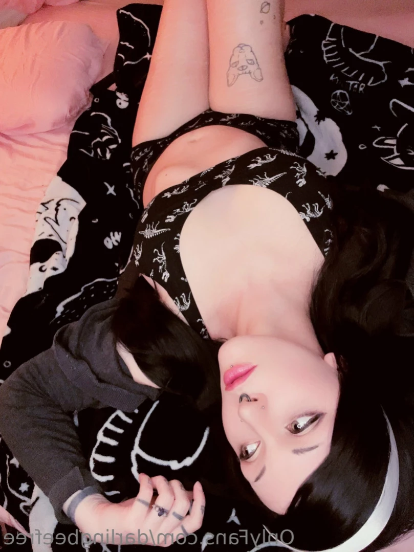 Bee 💜 [ darlingbeefree ] Onlyfans leaked photo 11964735 on Hotleaks.tv