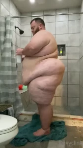 16302055