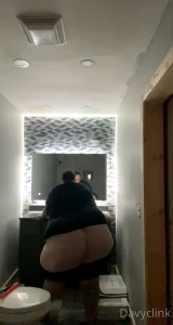 16302090