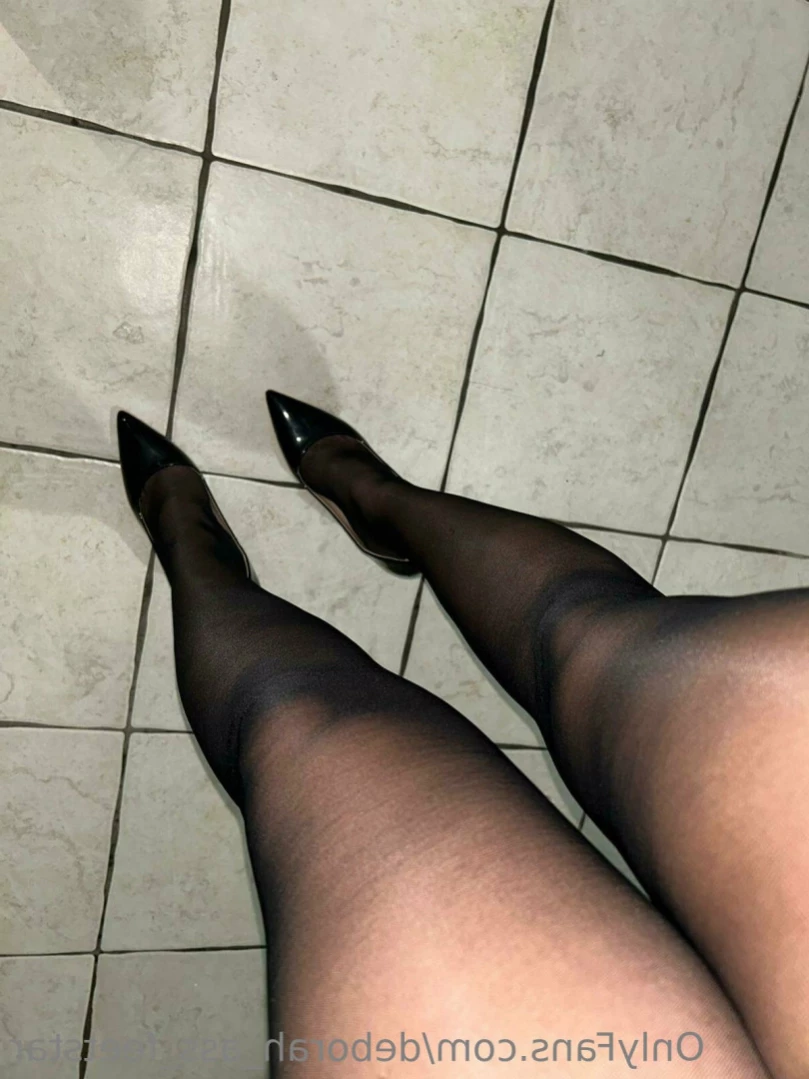 🔝🇮🇹🔥DeborahFeetAssSTAR🔥🇮🇹🔝 [ deborah_ass_feetstar ] Onlyfans leaked photo 11918153 on Hotleaks.tv