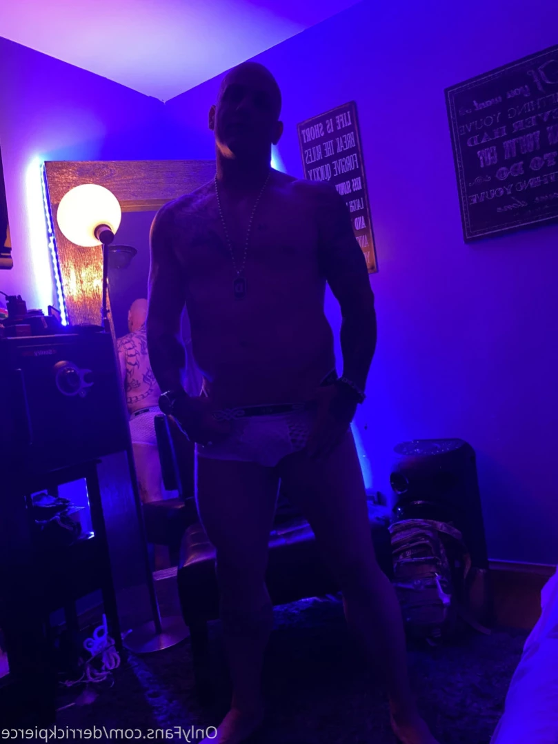 Derrick Pierce [ derrickpierce ] Onlyfans leaked photo 14289770 on Hotleaks.tv