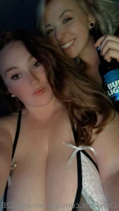 11008106